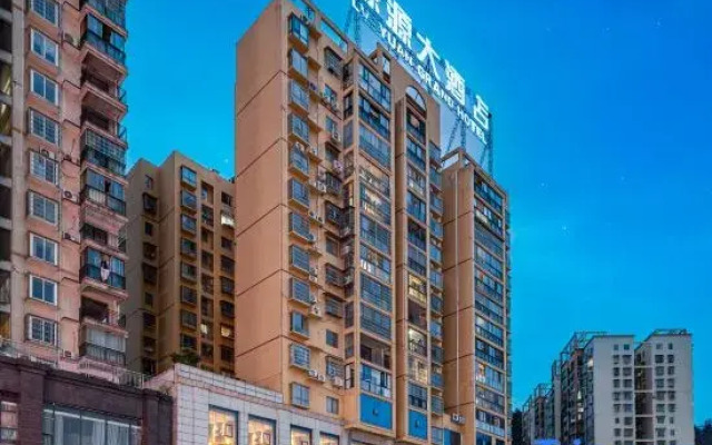 Luyuan Hotel Along the River