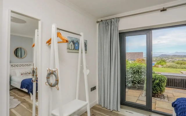Trem Y Borth Apartment