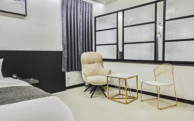 Osan Hotel D Benikea