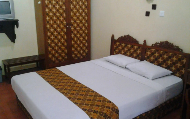 Istana Batik Ratna