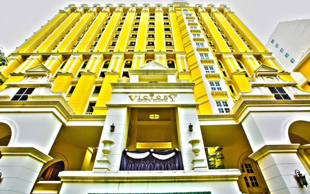 Отель The Signature at The Victory Residences Бангкок вид на фасад