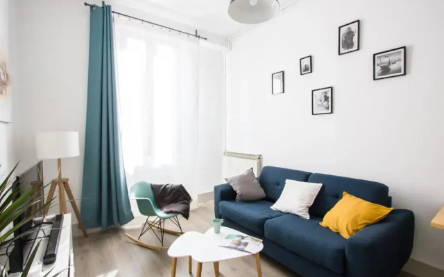 Le 62 - Spacieux T2 - Garage Gratuit, Jardin, Tram