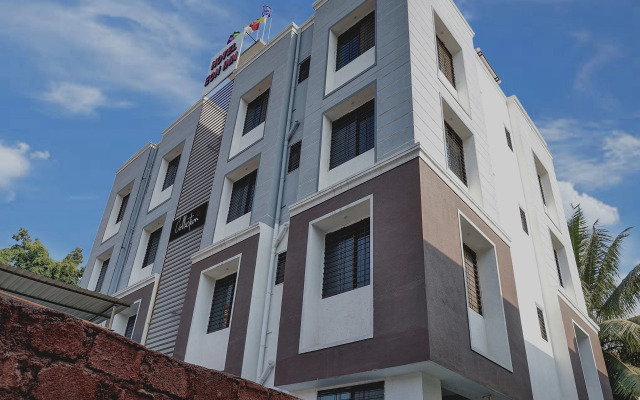 Collection O Eon Inn Near Pune Airport