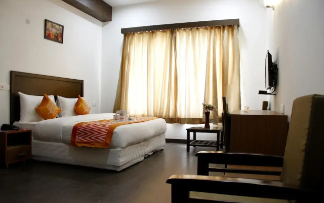 OYO 698 Hotel Maven's House