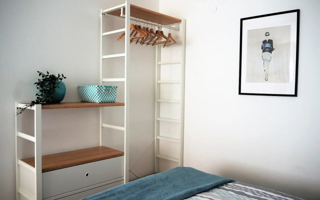 Anastacia Premium Apartment FREE Parking & Self Check-in