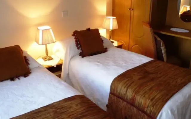 Aban Apartments