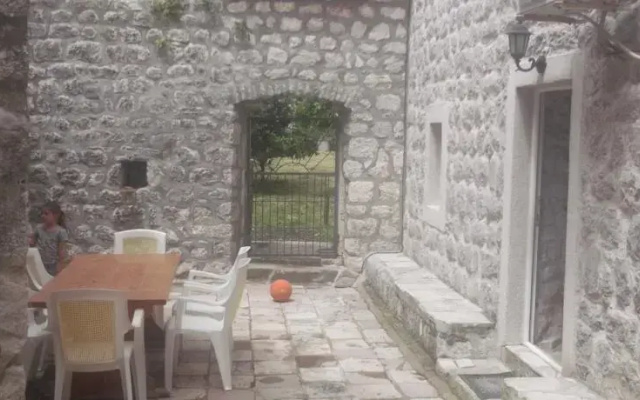 Pajo Apartments