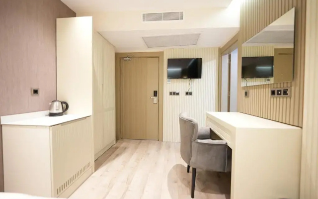 Assyria Hotel