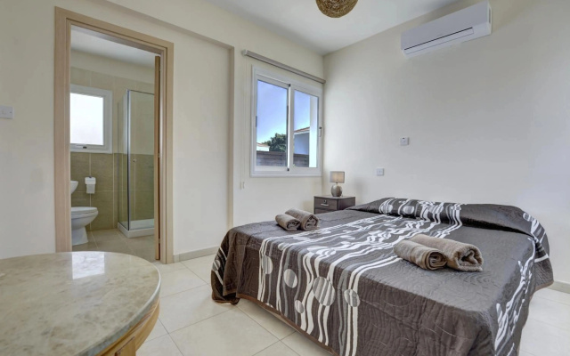 Nissi Palms Villa