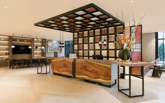 Ibis Mumbai Bkc