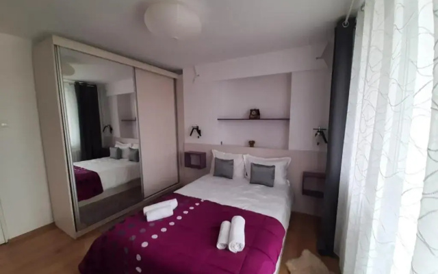 Chic Apartament