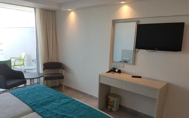 Melini Hotel Suites
