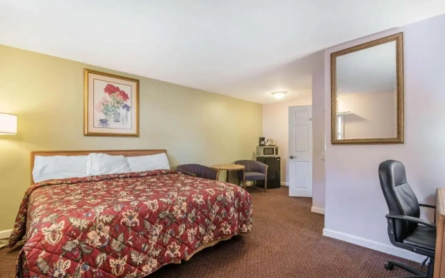 Everyday Inn