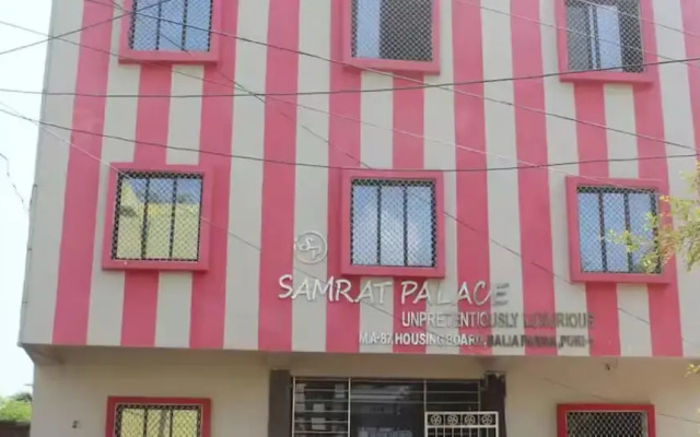 Goroomgo Samrat Palace Puri