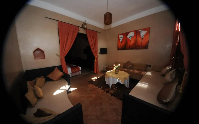 Al Jasira Suites & Spa