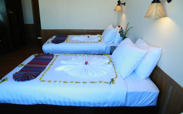 La Yaung Thoon Hotel