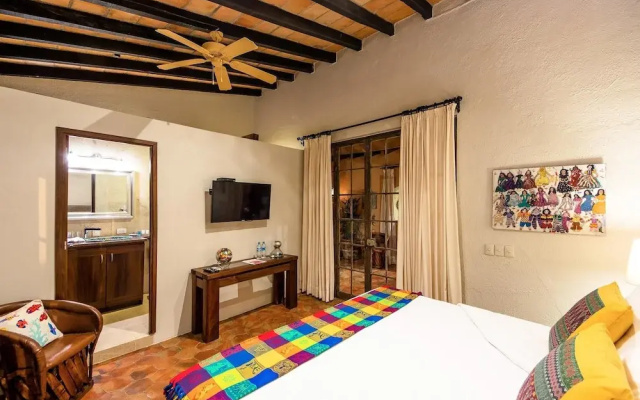 Villa Lola - an Adults Only Bed & Breakfast