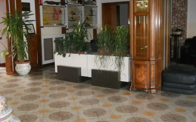 Hotel Harmony