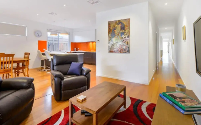 Boutique Stays - Seventh Street