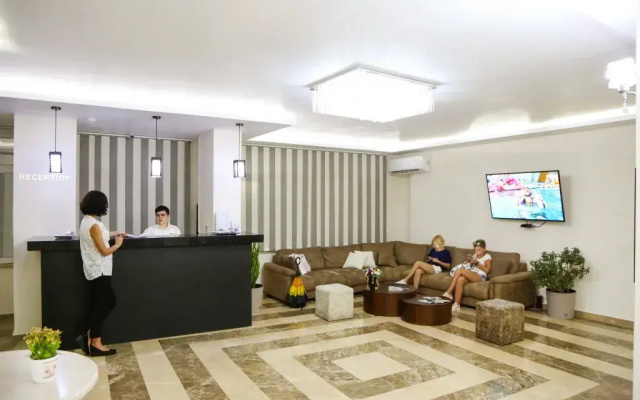 Zheal Hotel