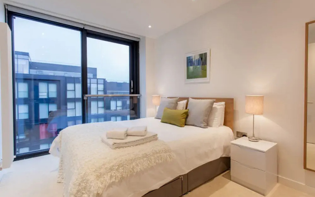 Meadows Apartments - By Cornerstone