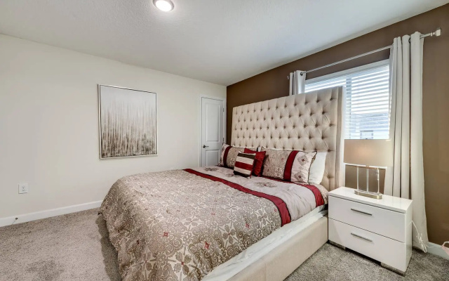 Elegant home with themed bedrooms near Disney