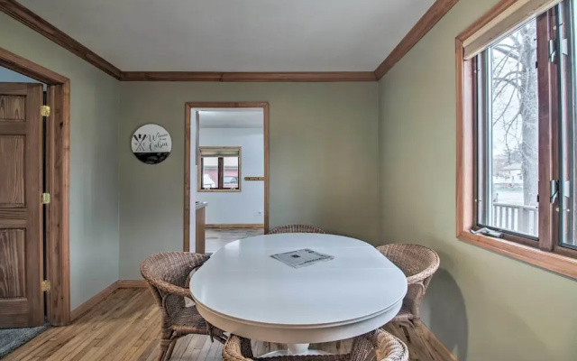 Dog-friendly Crosby Home w/ Bike Storage!