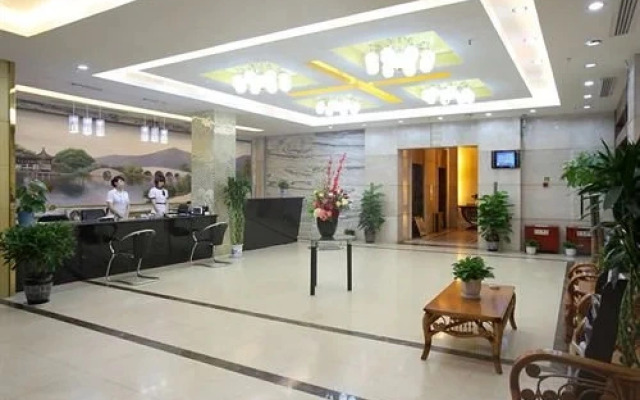 Xiangbao Lake Hotel