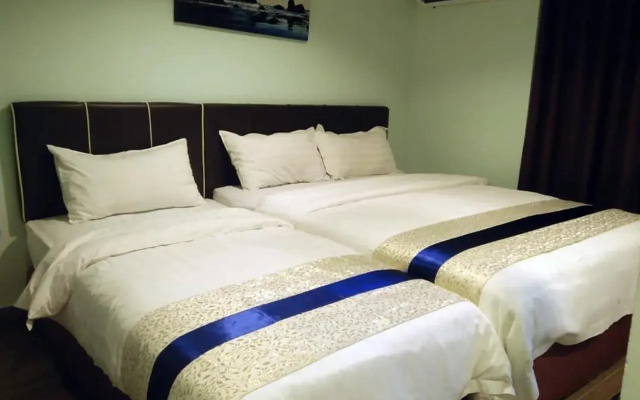 Summer Hotel