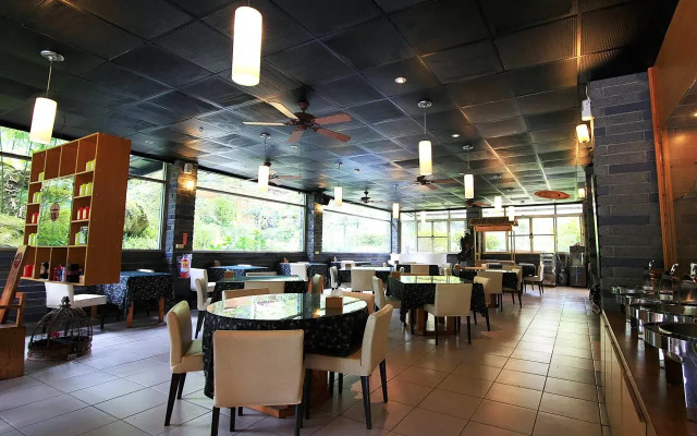 Ting Tau Garden Resort