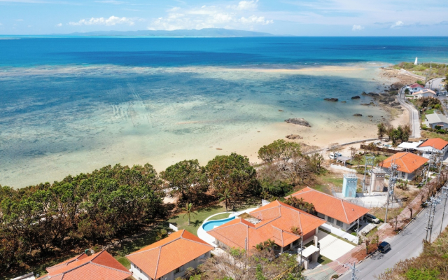 Ocean Front Villa Ishigakijima 3