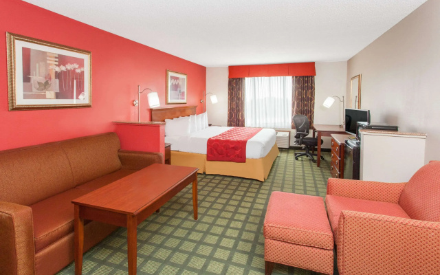 Baymont by Wyndham Decatur IL North