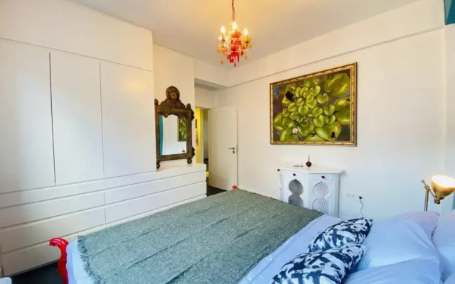 Missafir Flat Close to City s Mall in Nisantasi