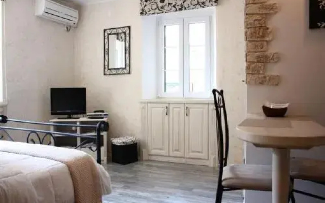 Old Town Apartment