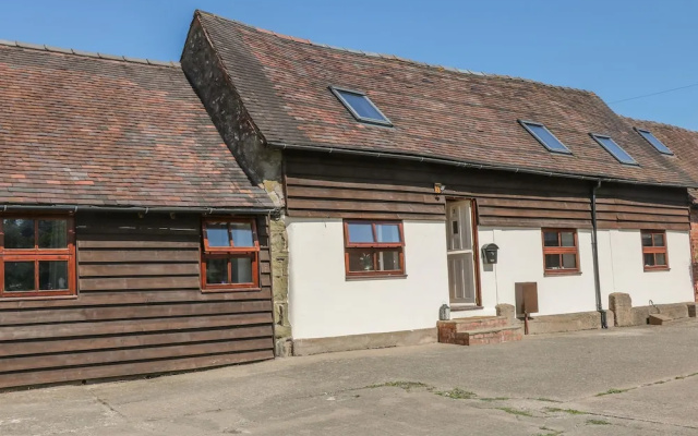 Old Hall Barn 3
