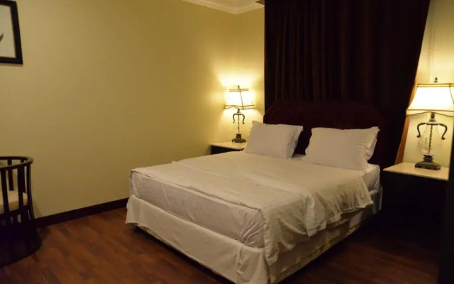 The Palace Suites