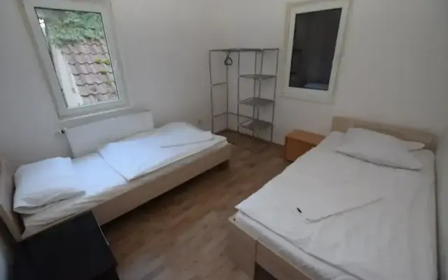 AB Apartment 15