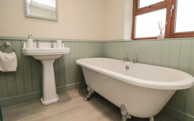 Eskside Cottage