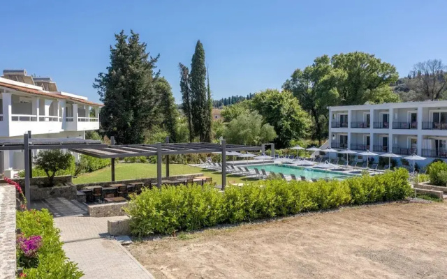 Yannis Hotel Annex Rooms