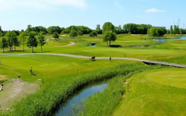 Attractive Holiday Home in Zeewolde near Veluwemeer Lake
