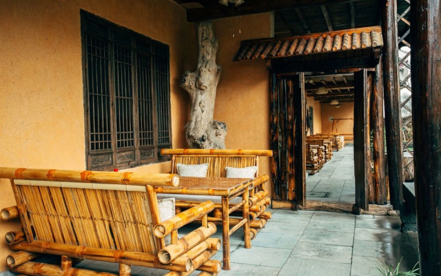Floral Hotel · Yao's World Mogan Mountain