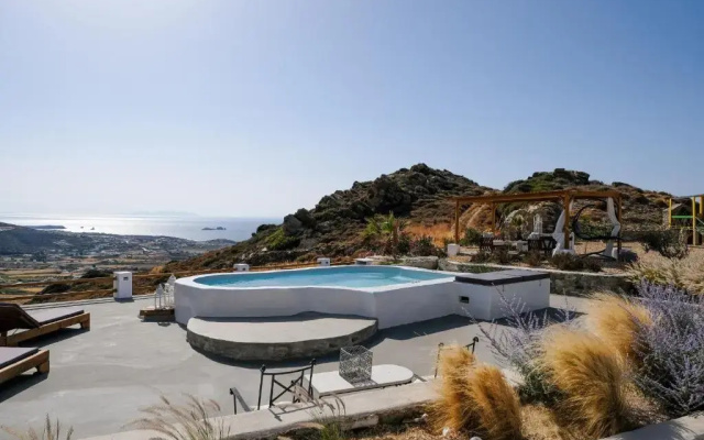 3 Paros All Season Villas