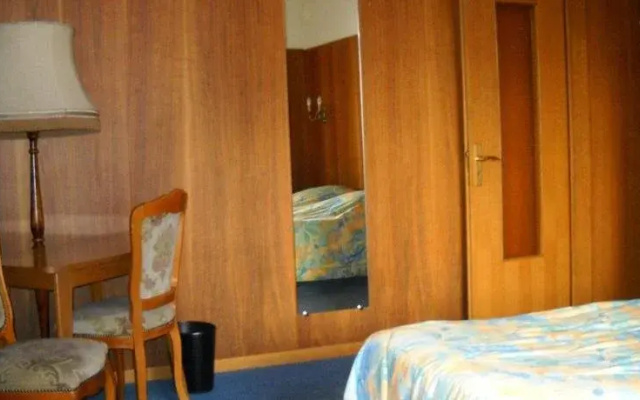 Hotel Gilg
