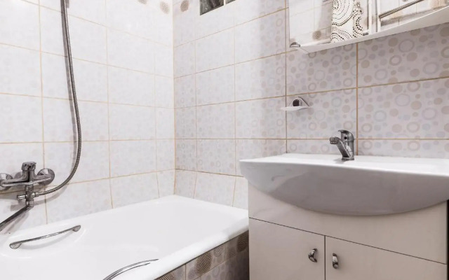Cozy Apartment in Kaunas with Free Parking