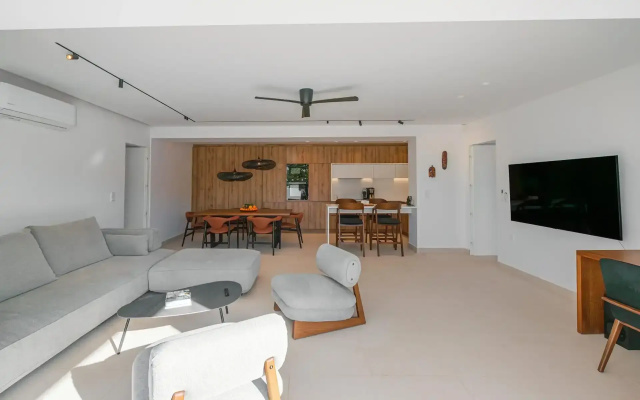 Elia Cove Luxury Villas & Residences