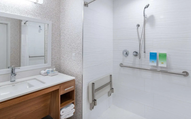 Home2 Suites by Hilton Raynham Taunton