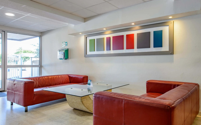 B&B HOTEL Nîmes Ville Active