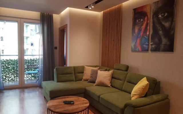Tesla 3 Apartment