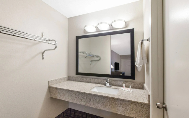 Ramada Limited Columbia