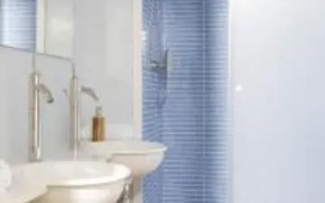 FGA Bach Apartments